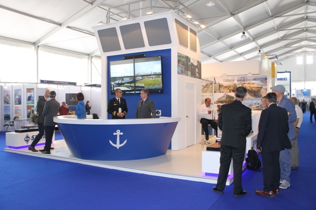 STAND%20SIMA.jpg