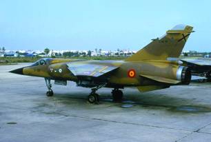 Además de "Mirage F1" adicionales de Francia, se compraron otros a Catar, que fueron asignados a 2 escuadrones. Este F1EDA del Ala 11 mantiene sus colores originales y tiene el número de serie del constructor 567, operando en Oriente Medio con el QA76/F.