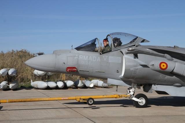 La Armada deberá sustituirá los AV-8B Harrier II Plus (foto Julio Maíz).