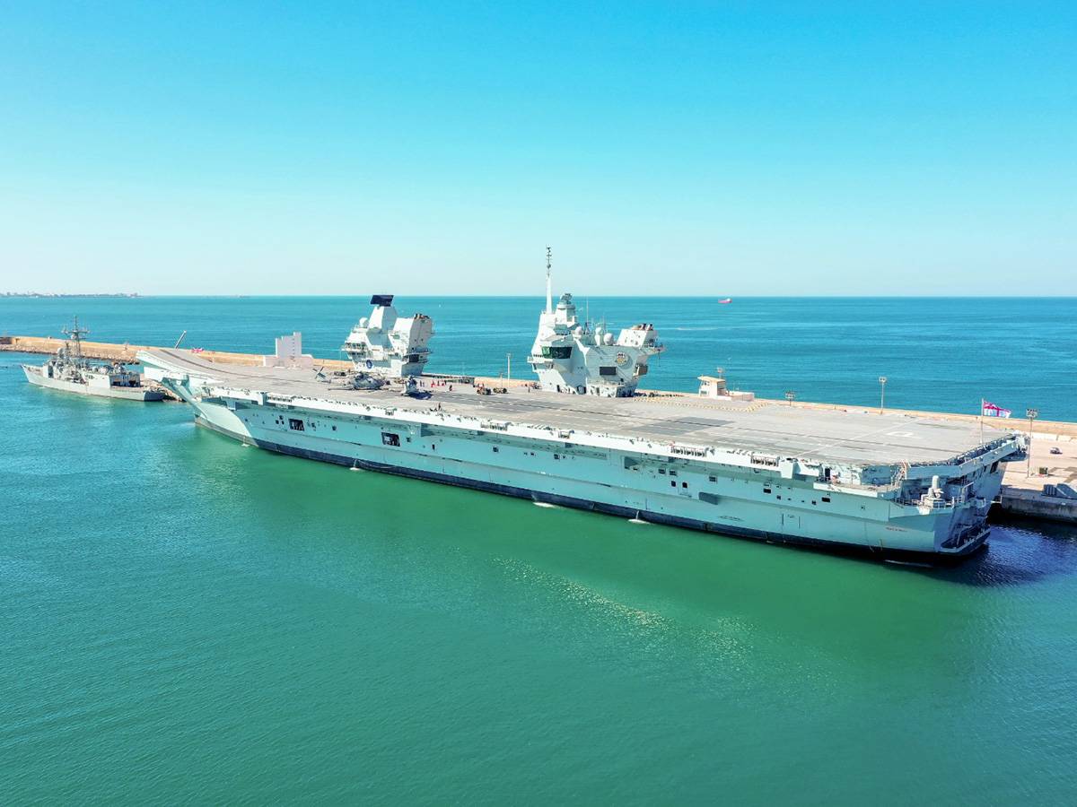 El portaaviones británico “Prince of Wales” atracado en Rota. (Armada española) El portaaviones británico “Prince of Wales” atracado en Rota. (Armada española)
