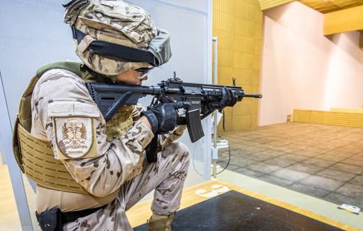Un infante de Marina del TEAR empua su nuevo fusil de asalto HK416A5. (Foto Tercio de Armada)