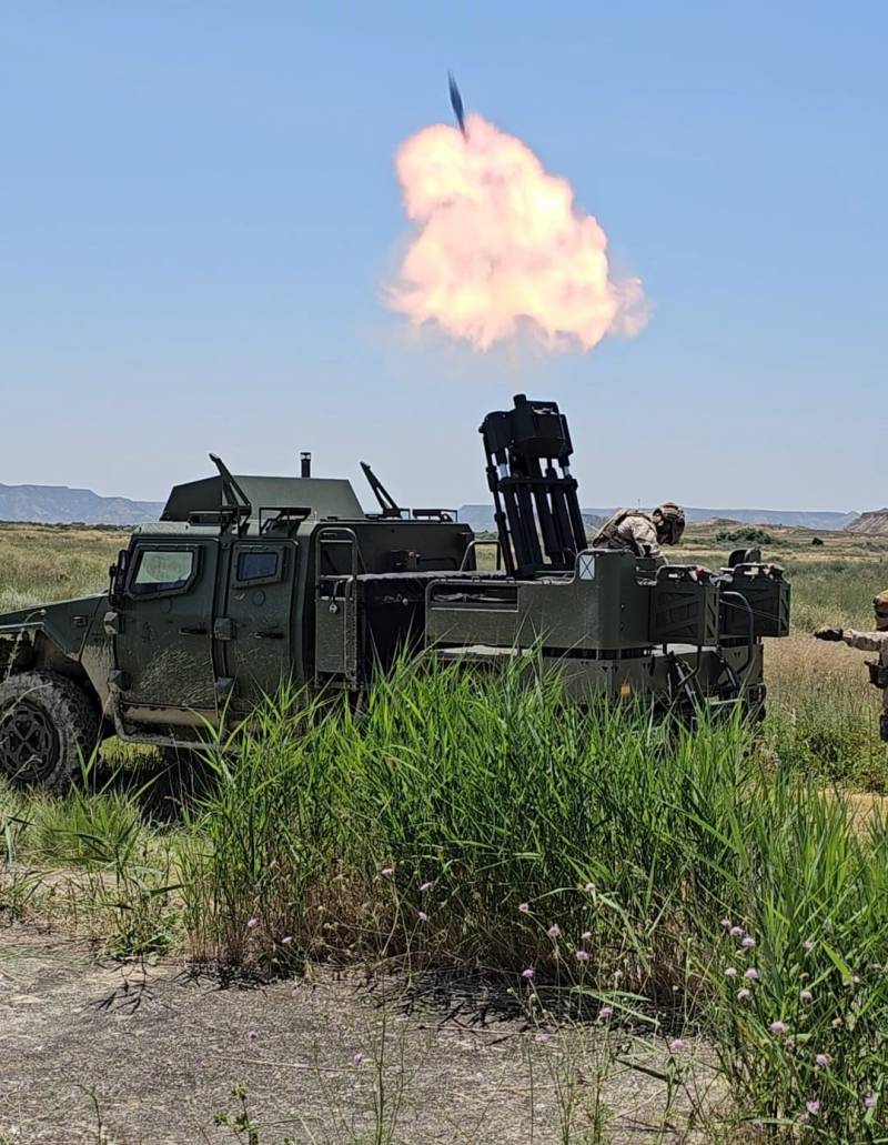Momento del disparo del mortero en el polígono de tiro de Bardenas. (foto: Ejército del Aire y del Espacio) Momento del disparo del mortero en el polígono de tiro de Bardenas. (foto: Ejército del Aire y del Espacio)