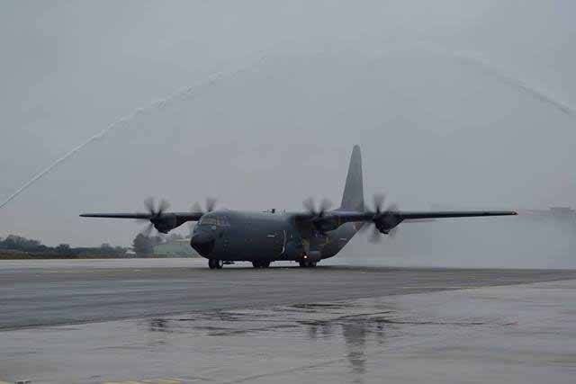 Resultado de imagen de C-130J Hércules e la Armée de l'Air