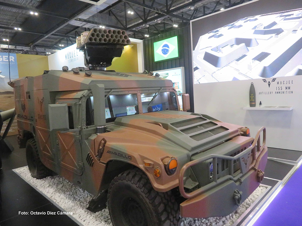 Este 4x4 brasileño, llamado Armadillo, es un arma versátil y efectiva a disposición de posibles clientes. Foto: Octavio Díez Cámara