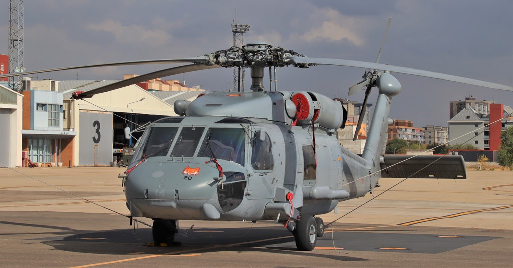 2%20SH-60F%20Cuatro%20Vientos.JPG