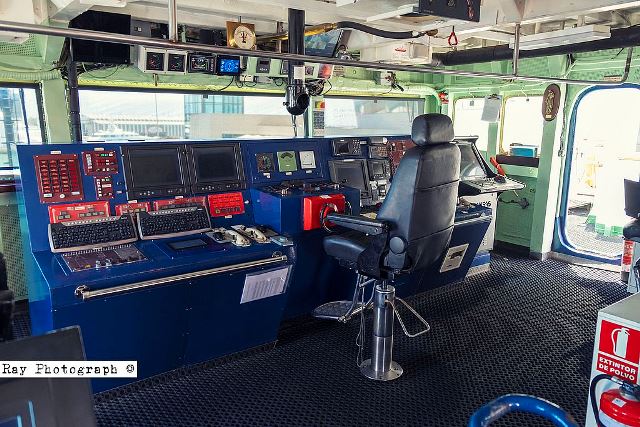 Puente de mando del buque Hesprides