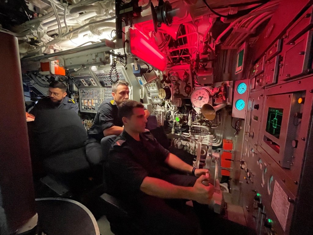 Dotacin del Tramontana navegando en cota profunda