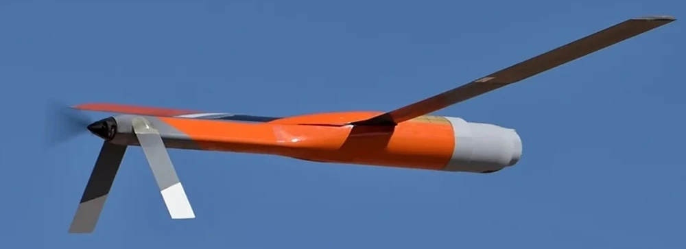 El Altius 600M en vuelo, la nueva apuesta de Estados Unidos para reforzar la capacidad UAV de Ucrania.