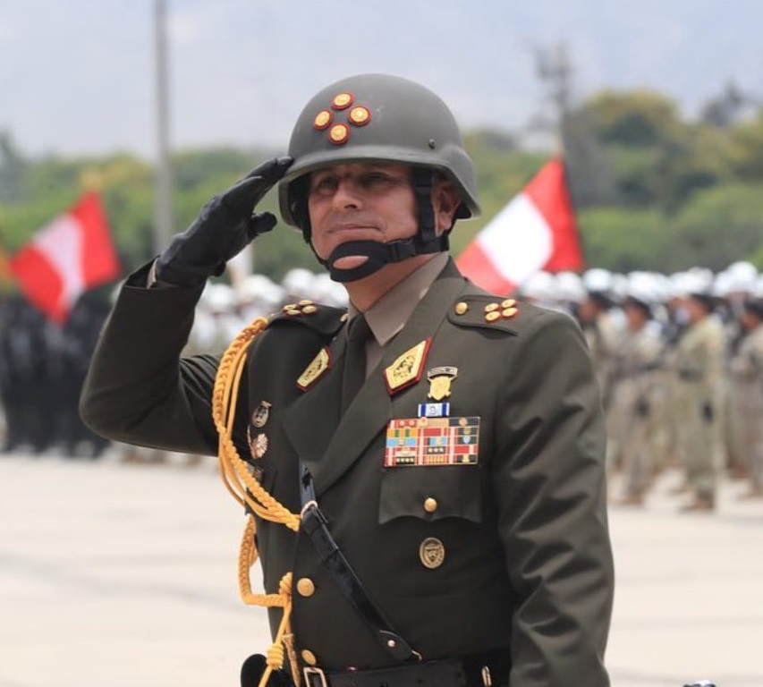General%20de%20Ejercito%20David%20Ojeda%20Parra%20Comandante%20General%20del%20Ejercito%20del%20Peru.jpg