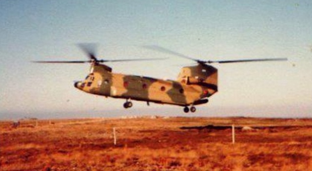 chinook%20en%20malvinas.jpg
