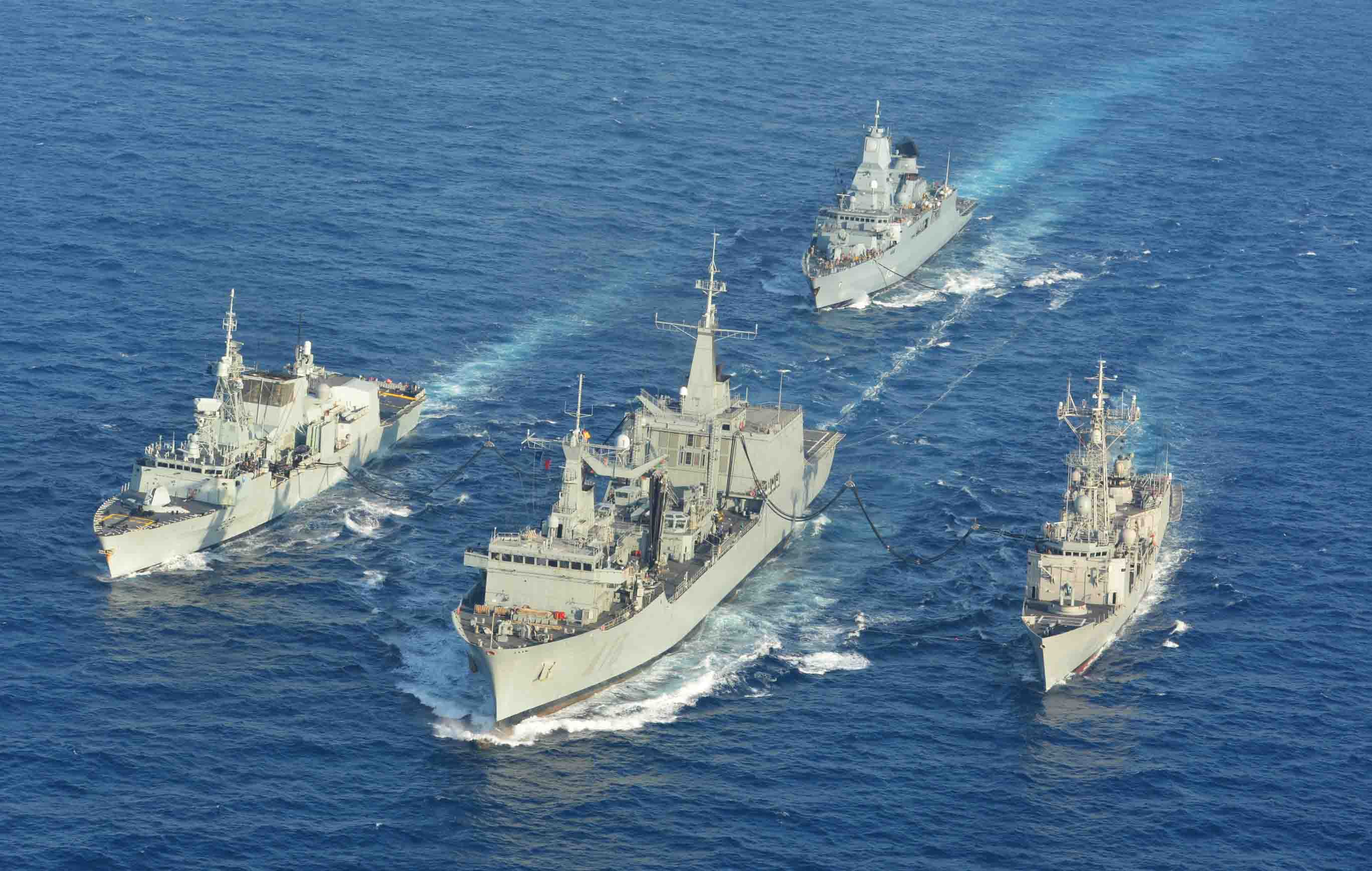 La Armada enviará en 2016 sus dos Buques de Aprovisionamiento de
