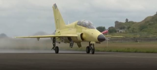 Primer Cliente De Exportacion Del Caza Multirol Chino Ftc 00g Noticias Defensa Africa Asia Pacifico