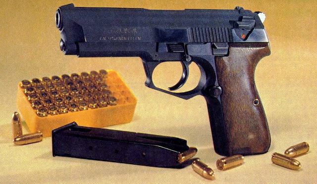 Pistola Llama M82 Noticias Defensa Ayer Noticia