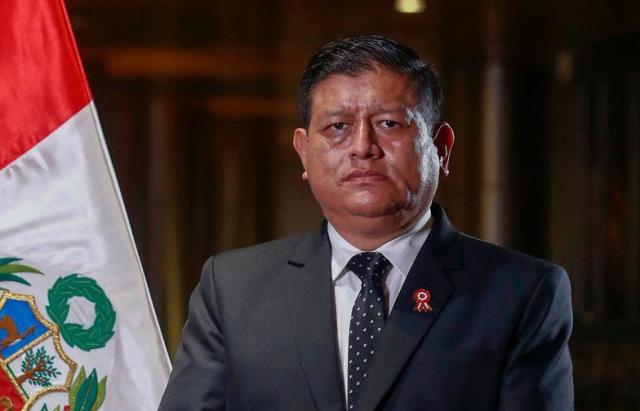 Dimite el ministro de Defensa del Perú noticia Noticias
