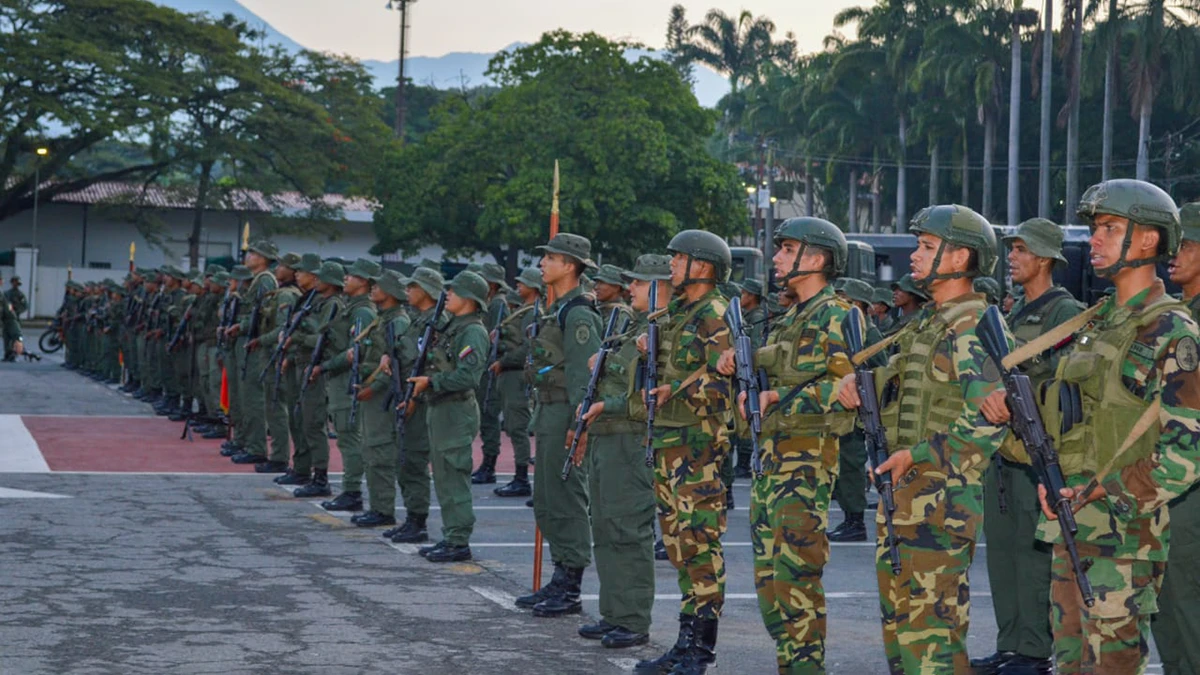 Fuerza Armada Venezuela refuerza con operación militar flanco oriental -  Noticias Defensa Venezuela