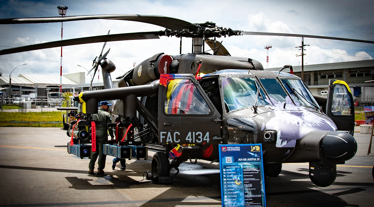 Helicóptero de antitanque UH-60 Arpía IV, sus sistemas de armas y misiles de hasta 30 km de alcance son de fabricación israelí.