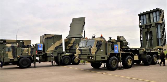 Las Fuerzas Armadas rusas recibieron el primer conjunto de sistema ...