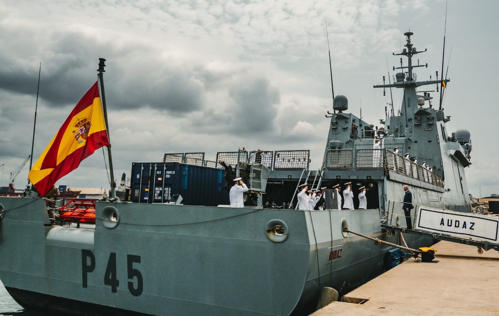 Despliegue en aguas de África del BAM Audaz de la Armada - Noticias ...