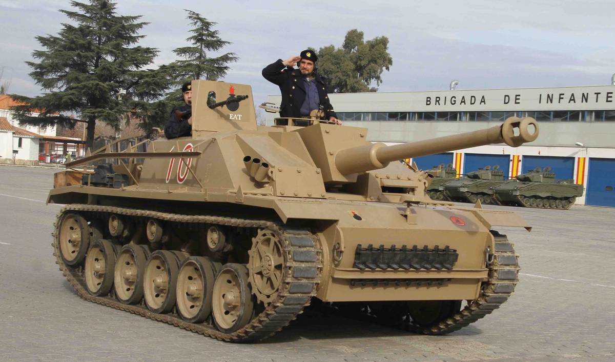 El StuG III propiedad de la Fundación Don Rodrigo. El StuG III propiedad de la Fundación Don Rodrigo.