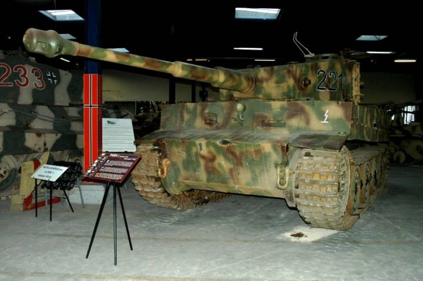 PzKpfw VI “Tiger I” alemán. (Camil Busquets i Vilanova, copyright defensa.com)