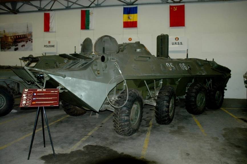 Anfibio ruso BTR-70. (Camil Busquets i Vilanova, copyright defensa.com)