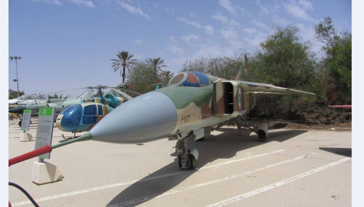 MiG-23MD sirio, cuyo piloto desertó a Israel. (Antonio Ros Pau, Copyright defensa.com) MiG-23MD sirio, cuyo piloto desertó a Israel. (Antonio Ros Pau, Copyright defensa.com)
