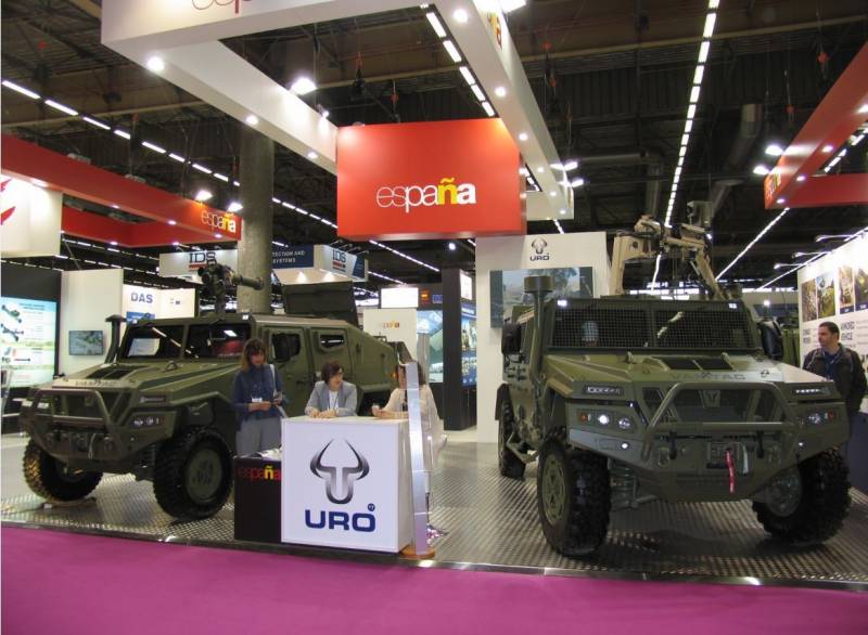 La industria de defensa espa�ola se agrupo esencialmente en el pabell�n de Espa�a coordinado por TADAE; mostrando sus capacidades tecnol�gicas, industriales y de servicios. (Antonio Ros Pau, copyright defensa.com)