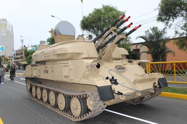 Batería Antiaérea ZU-23-4 de 23 mm. (Alejo Marchessini, copyright defensa.com) Batería Antiaérea ZU-23-4 de 23 mm. (Alejo Marchessini, copyright defensa.com)