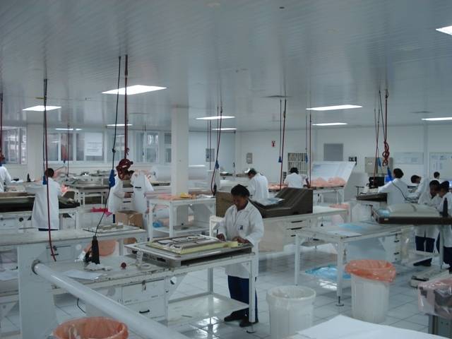 La planta de Inbra se encuentra en São Paulo. Allí se fabrican los diferentes blindajes e incluso el vehículo blindado VBL que está siendo desarrollado. La planta de Inbra se encuentra en São Paulo. Allí se fabrican los diferentes blindajes e incluso el vehículo blindado VBL que está siendo desarrollado.