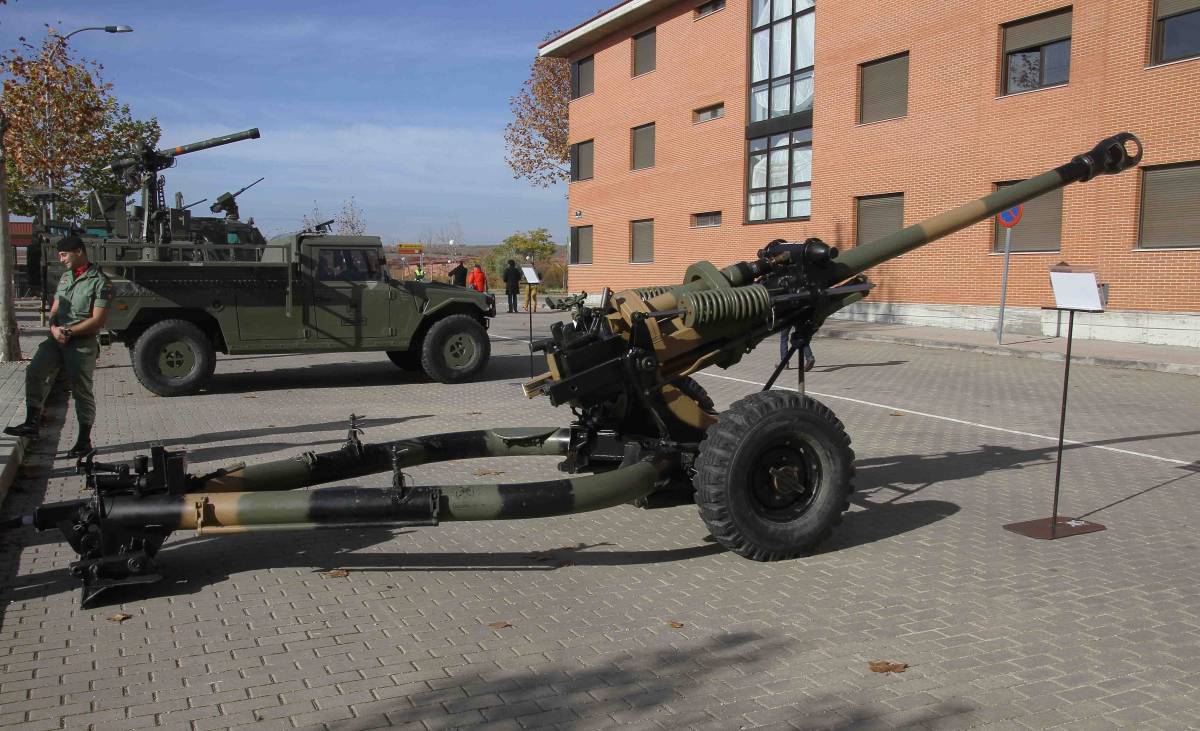 El obús de origen británico “Light Gun” L118/119 de 105 mm.(Julio Maíz/Defensa.com) El obús de origen británico “Light Gun” L118/119 de 105 mm.(Julio Maíz/Defensa.com)