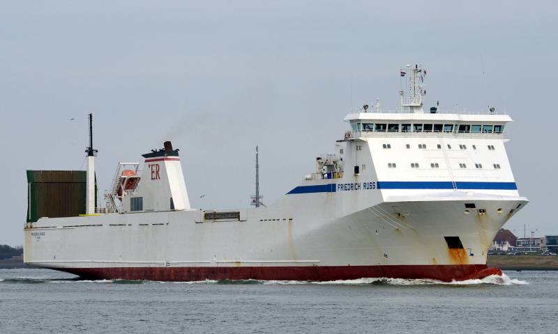 El navo mercante de tipo RO-RO Friedrich Russ, que llegar a Riga el da 11 con el material del ET. Foto: ShipSpotting.