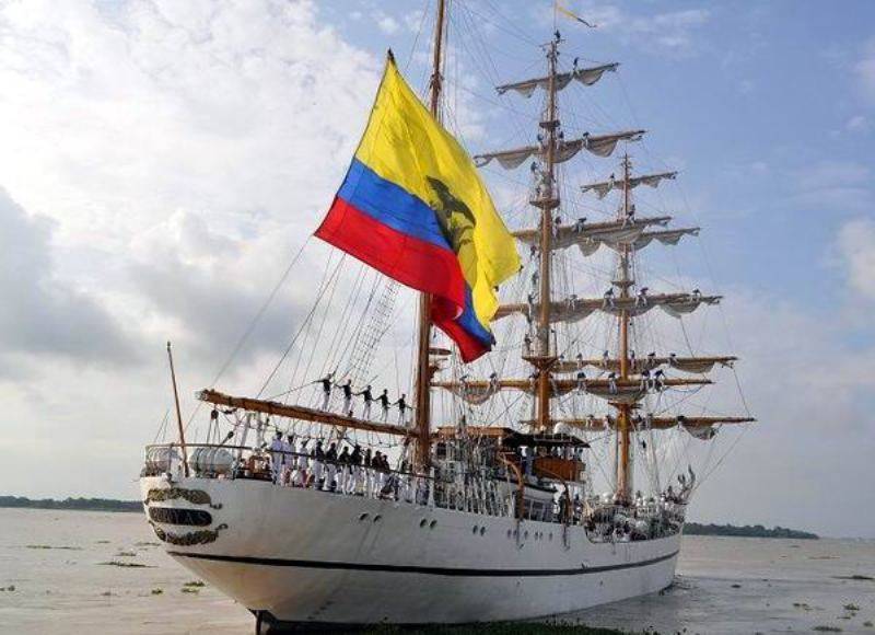Buque Escuela Guayas (Ecuador) Buque Escuela Guayas (Ecuador)