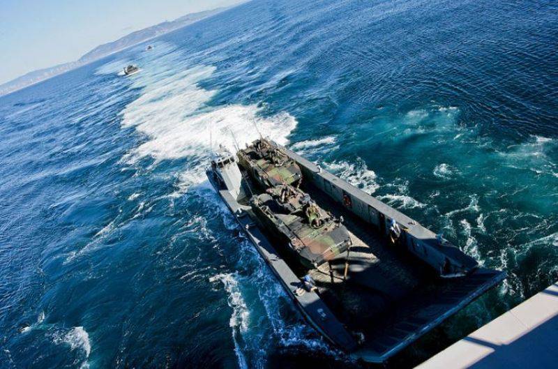 Lancha de desembarco anfibio (Foto: Armada espa�ola)