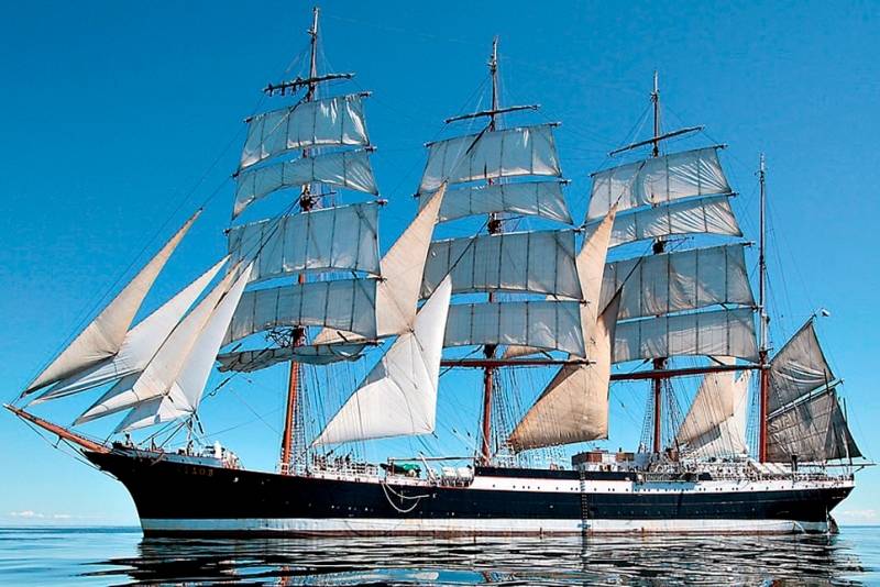 Buque escuela STS Sedov (Rusia) Buque escuela STS Sedov (Rusia)