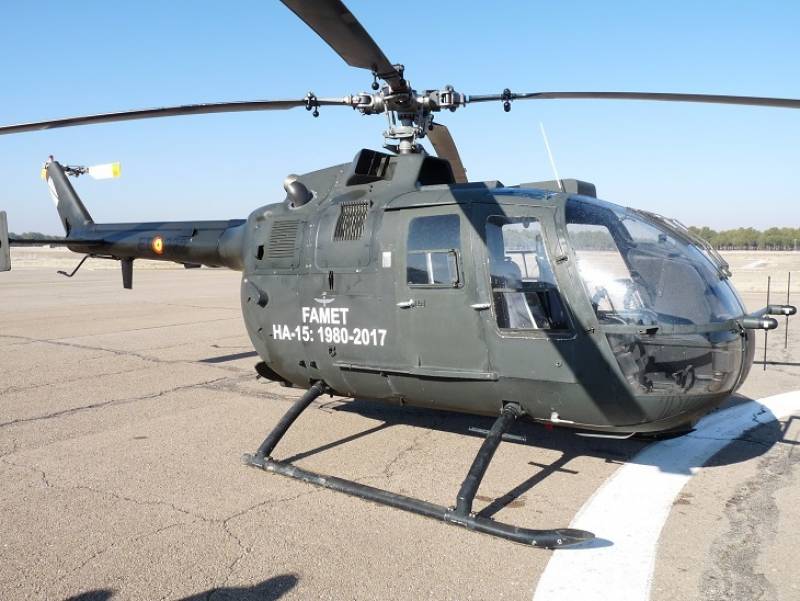 El último Bö-105 tras cumplir su misión de vuelo final, ha pasado ya a la historia de las FAMET. Foto: BHELA I. El último Bö-105 tras cumplir su misión de vuelo final, ha pasado ya a la historia de las FAMET. Foto: BHELA I.