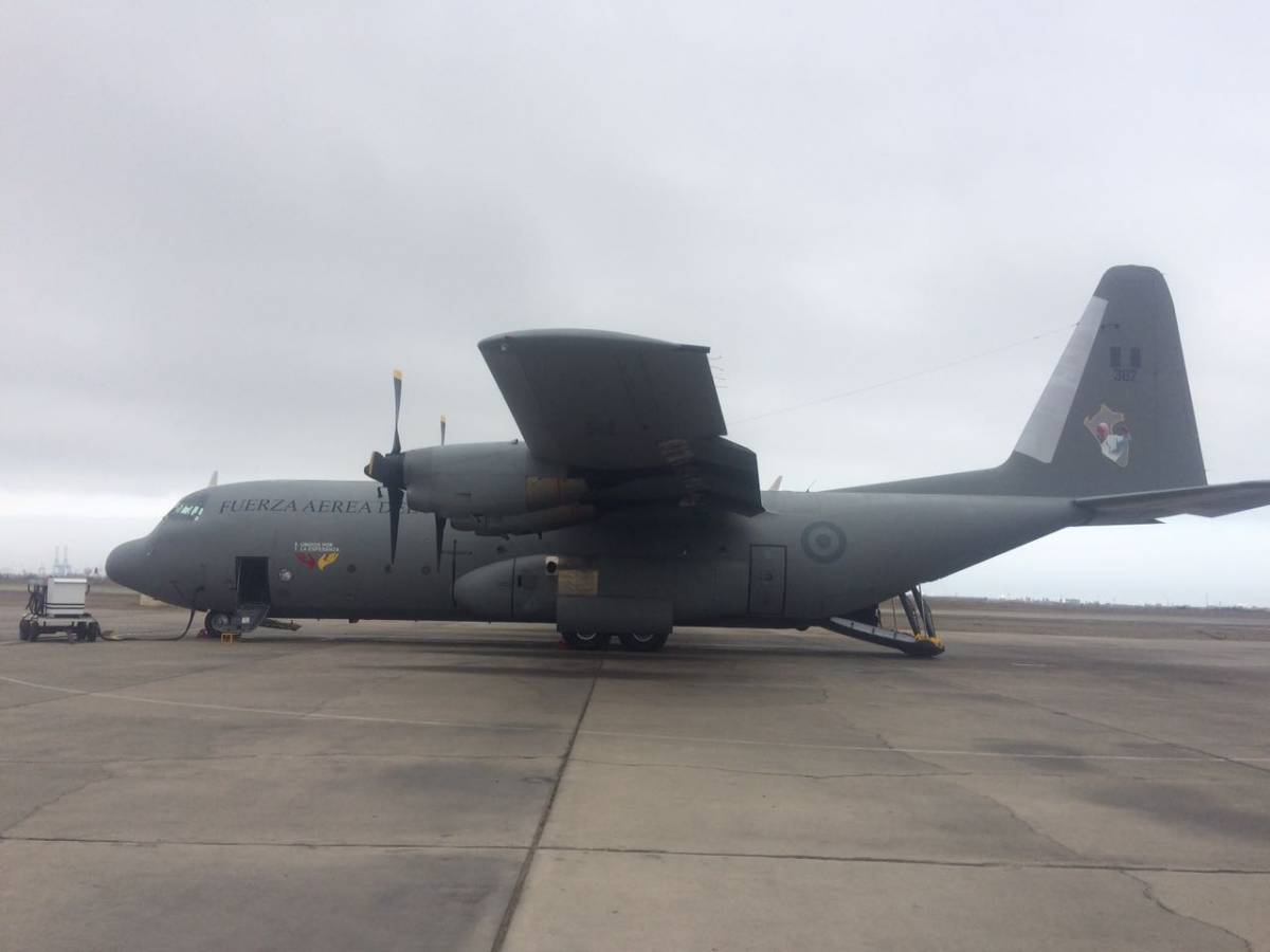 Lockheed Marin L-100-20 Hercules del Grupo Aereo N� 8.