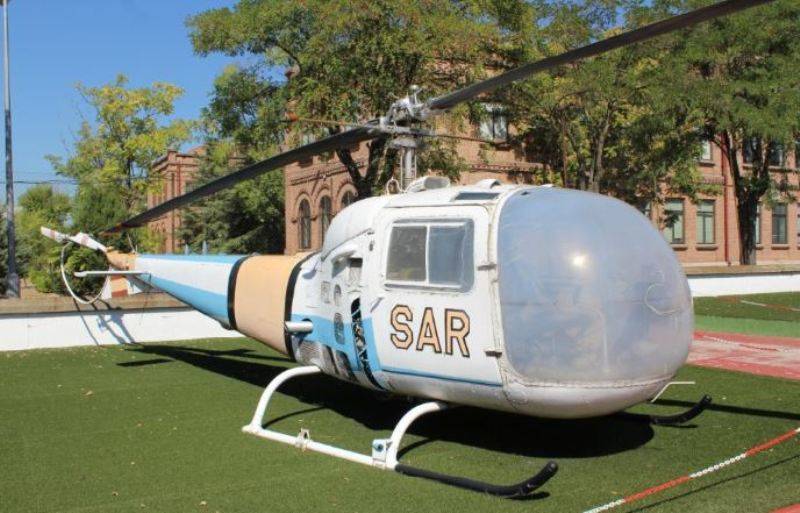 AEROSPATIALE SA-318 C ALOUETTE II. Cinco ejemplares como este sirvieron en la Direccin General de Trfico.