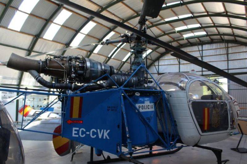 AEROSPATIALE SA-318C ALOUETTE II. En servicio desde 1975 Servicio de Medios Areos del Cuerpo Nacional de Polica.
