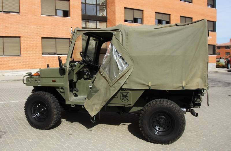 El vehculo EINSA MM-1A Mk-2 Falcata, totalmente aerotransportable.