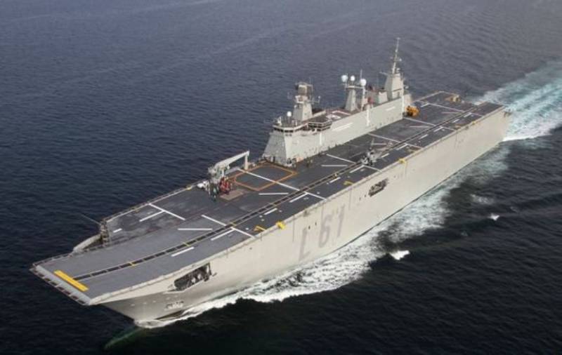 Buque anfibio LHD Juan Carlos I Buque anfibio LHD Juan Carlos I