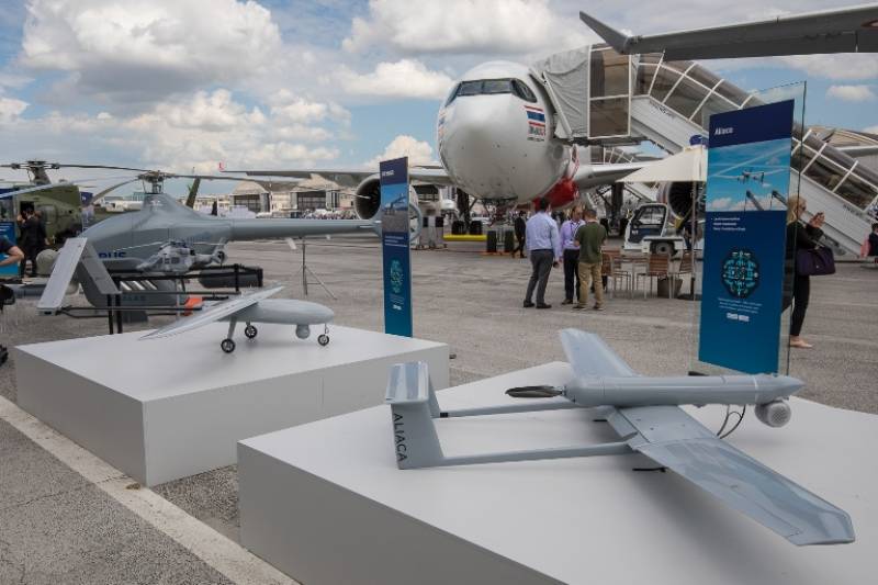 DVF 2000ER y el Aliaca son un ejemplo de los mini-drones que oferta AIRBUS. Equipos que por sus reducidas dimensiones y facilidad de uso, los hacen ideales para monitoreo y recopilaci�n de inteligencia sobre el terreno de operaciones.