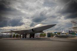 Sin duda alguna, la presentación del nuevo FCAS(Future Combat Air System ) así como la entrada de España con una participación del 33% han sido uno de los momentos destacados de este SIAE Le Bourguet. Sin duda alguna, la presentación del nuevo FCAS(Future Combat Air System ) así como la entrada de España con una participación del 33% han sido uno de los momentos destacados de este SIAE Le Bourguet.