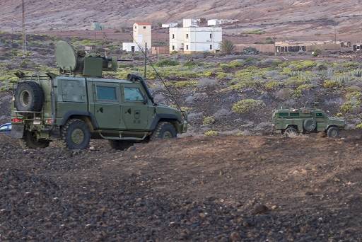 Durante la operación el Regimiento de Infantería Canarias nº 50 utilizó sus LMV Lince (primer plano) y los RG-31.