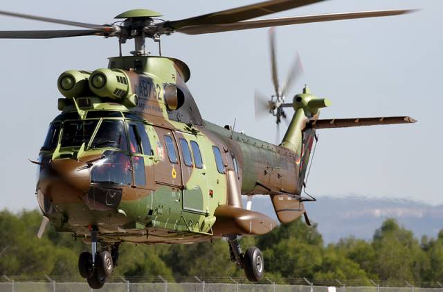 vena Continente realce Sólo funciona uno de los seis “Super Puma” de la Fuerza Aérea de Bolivia  comprados por Morales -noticia defensa.com - Noticias Defensa Bolivia