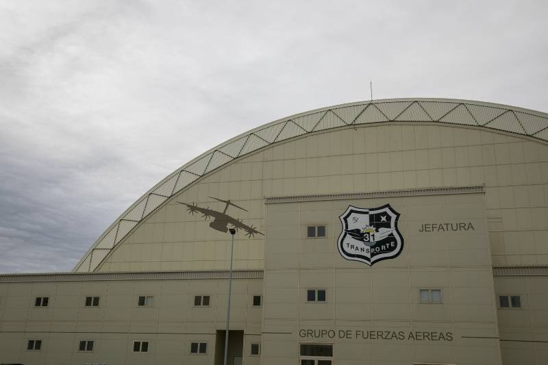 Con ms de 40 aos desde su creacin, el ALA 31 continua haciendo gala de su lema "Lo que sea, donde sea y cuando sea"