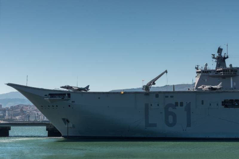 Iniciada su construcción en 2005,fue en septiembre de 2010 cuando este buque entró en servicio, estando actualmente integrado en el Grupo-2 de la Fuerza de Acción Naval de la Flota. Iniciada su construcción en 2005,fue en septiembre de 2010 cuando este buque entró en servicio, estando actualmente integrado en el Grupo-2 de la Fuerza de Acción Naval de la Flota.