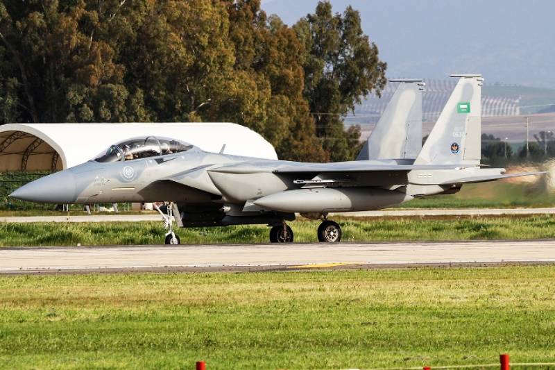 Arabia Saudita se dotará de un total de 84 aparatos F-15SA (foto Rubén Galindo) Arabia Saudita se dotará de un total de 84 aparatos F-15SA (foto Rubén Galindo)