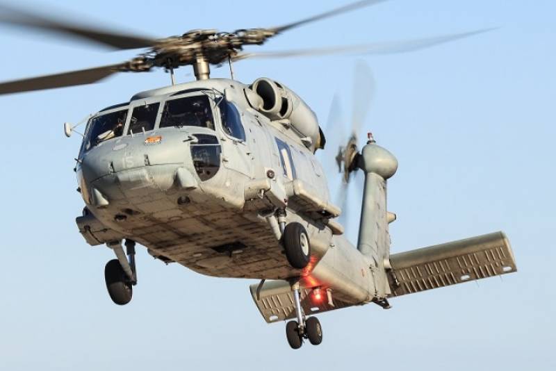 El entrenamiento para la conversi�n de los futuros pilotos de los SH-60F se realiza en Rota.