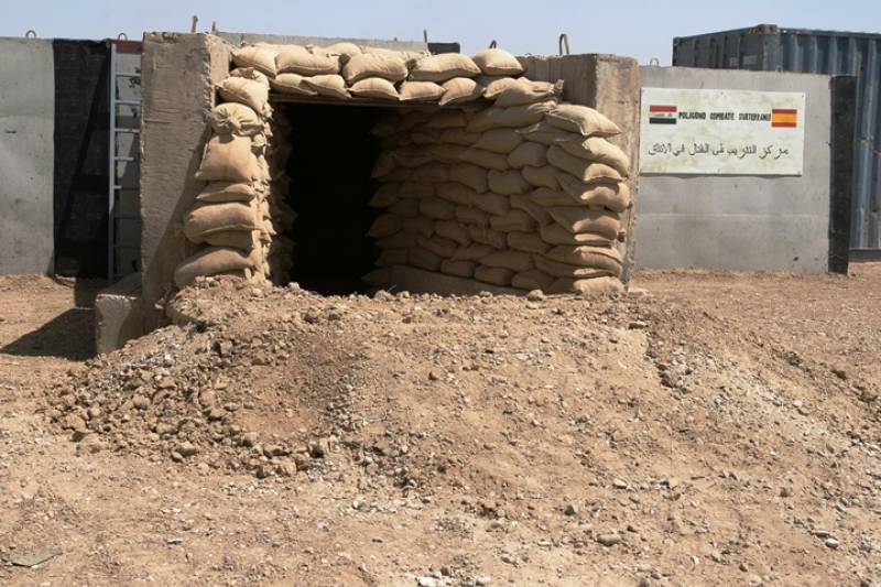 Entrada al polígono subterráneo en Irak Entrada al polígono subterráneo en Irak