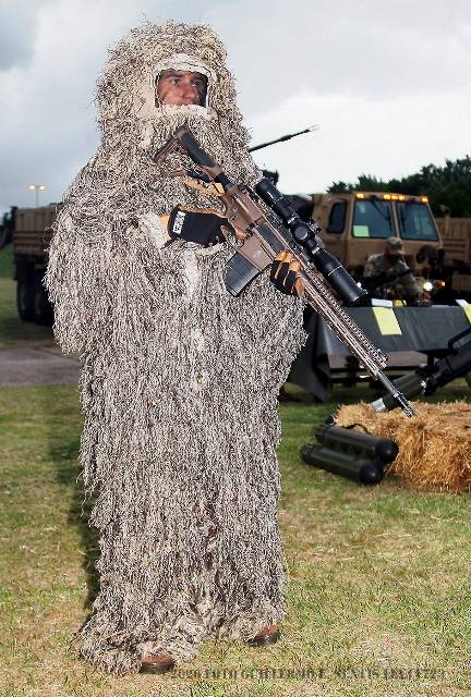 24 fusiles automticos para tirador especial DDSV4 en 7,62x51 mm con miras LEUPOLD repotencian la calidad.